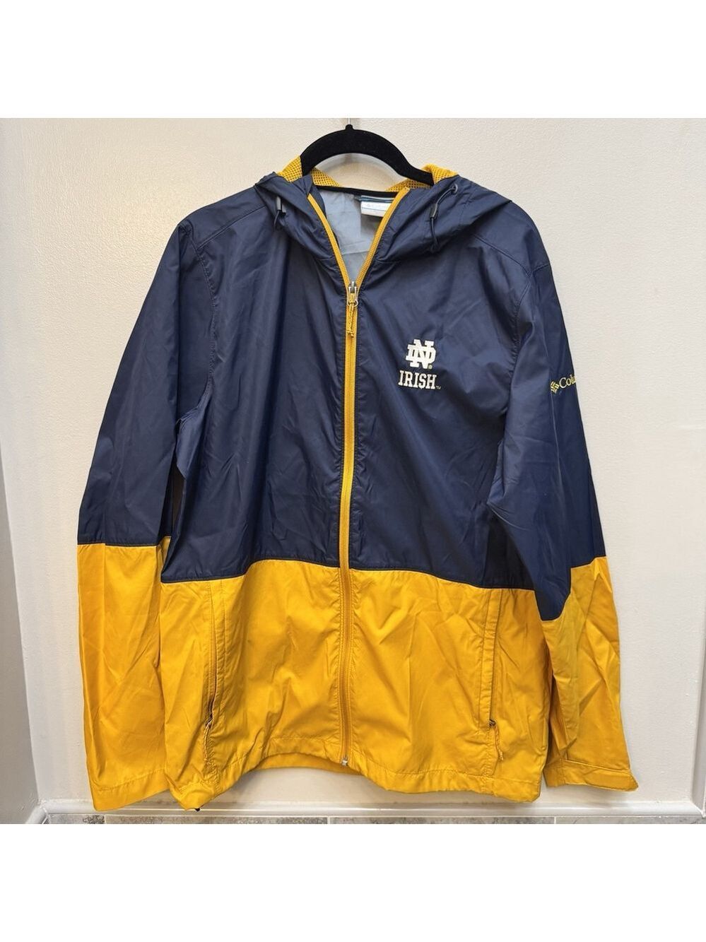Columbia Mens Indiana Notre Dame Fighting Irish Windbreaker Jacket Small